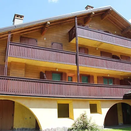 Al Maniero Aparthotel 3*