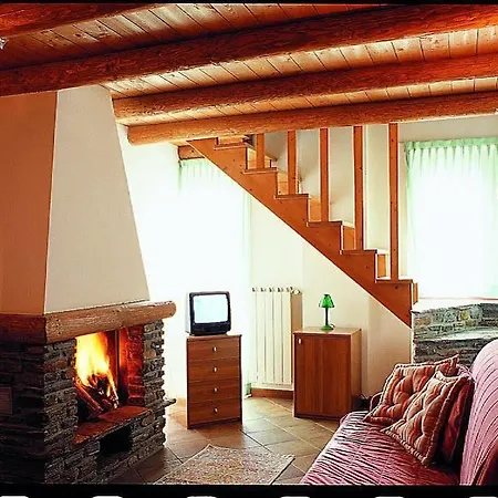 Aparthotel Al Maniero Ponte Di Legno